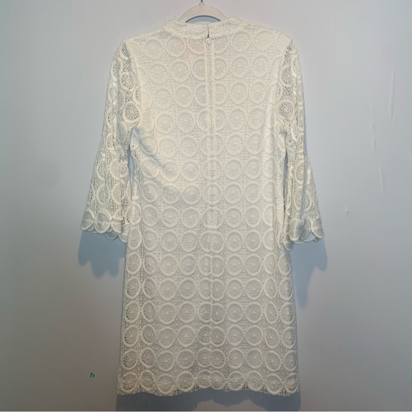 Lilly Pulitzer Zelle Dress Resort White Zanzibar Disc Lace Bell Sleeve Shift - Picture 4 of 6